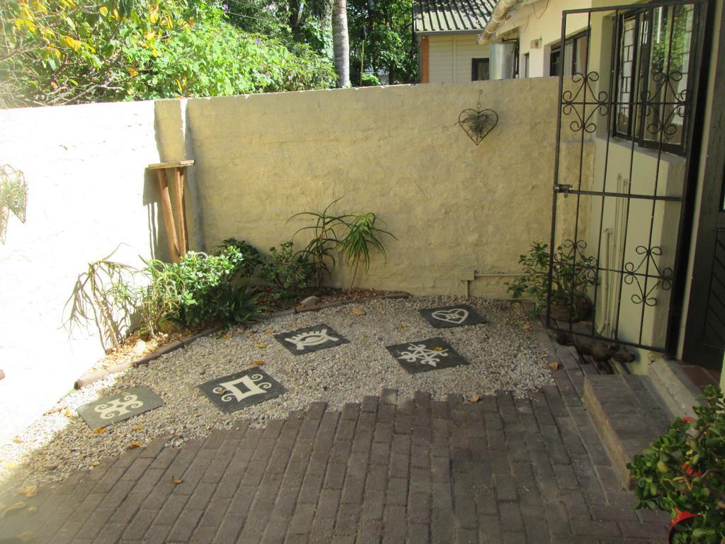 Inyathi Self-Catering Apartments Knysna Kamer foto